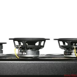 Rosso Fiorentino Elba - Das Treiber-Trio von Scan-Speak arbeitet in einer ungewöhnlichen Zweieinhalbwege-Beschaltung