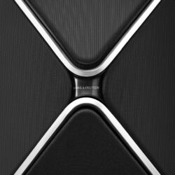 Bang & Olufsen BeoLab 90