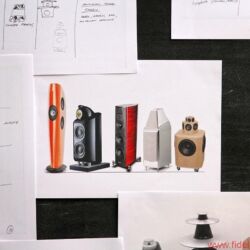 Bang & Olufsen BeoLab 90 - B&O gewährte intensive Einblicke in alle Stadien der Entwicklung und Fertigung: von ersten Entwürfen bis zum Alugussgehäuse, vom Modellbau über die Montage bis zu den Messräumen. Entscheidende Klanginstanz ist „Tonmeister“ Geoff Martin