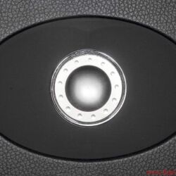 Focal Aria 936 - Berühmt: Focals Inverskalotte - in der Aria-Serie mit Alu-Magnesium-Membran, Poron-"Sicke" und Waveguide