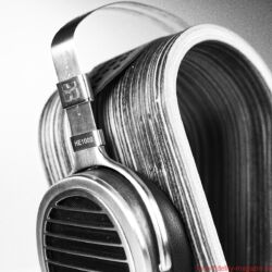 HiFiman HE-1000