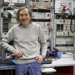 GECOM Technologies - Stephan Götze gut gelaunt vor ungefähr 0,5 Prozent seines Messparks