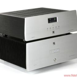 JE Audio Reference 1 Dyad S400 - Vom äußeren Erscheinungsbild her gibt sich die Kombi stattlich, optisch aber eher unaufdringlich.