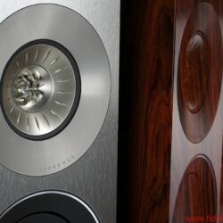KEF Reference 1 - Uni-Q-Koax à la Blade