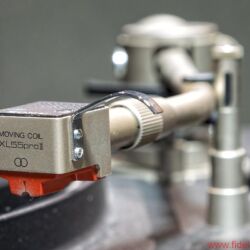 Manger In Berlin - Alternative: Japans Antwort auf die Dominanz der schweren EMT-Studiolaufwerke war der Sony PS-X9 mit passender „Tondose“. Ein leicht modifiziertes Modell wird von Mark Ernestus gelegentlich stationär eingesetzt.