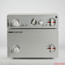 Nagra Jazz und Nagra Classic Amp - Erst kürzlich hat die Vorstufe Jazz mit dem Classic Amp eine kongeniale Stereoendstufe als neuen Spielpartner bekommen. Während im Pre drei Doppeltrioden glühen, basiert der zum Monoblock brückbare Classic Amp auf Halbleitern – dort glüht nur die Leidenschaft.