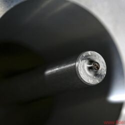 EnVogue Black Diamond und Nottingham Analogue AnnaArm 10" - Speziell: Der abgeflachte Lagerdorn sorgt für definierten Widerstand