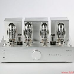 Lyric Audio Ti 140 Röhren-Vollverstärker - Schwere Jungs hinter Gittern: Die bauchigen KT150 sind die leistungsstärksten je gebauten Strahlenpentoden; das Quartett im Ti 140 liefert im Gegentaktbetrieb 70 Watt pro Kanal.