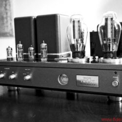 Air Tight ATM 300 Anniversary - Die ATM 300 Anniversary ist kein wirklich „neues“ Modell, vielmehr wurden einige Bauteile geändert und Teile der Schaltung auf die Takatsuki-Endröhren TA 300B angepasst, die bei dieser limitierten Sonderedition zur Erstausstattung gehören.