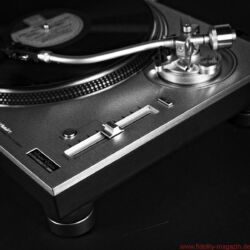 Technics SL-1200GAE