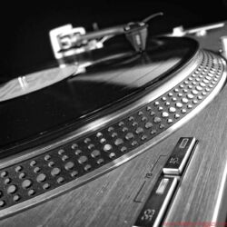 Technics SL-1200GAE