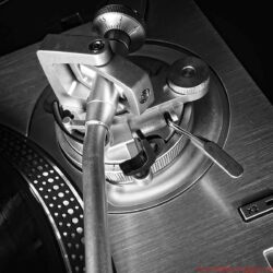 Technics SL-1200GAE