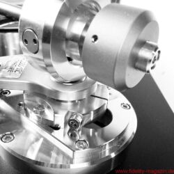 Acoustic Signature WOW XL Plattenspieler / TA 1000 Tonarm / Soundsmith Carmen Moving Iron Tonabnehmer