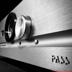 Pass INT-60 Vollverstärker