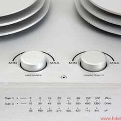 EAT E-Glo Röhren-Phonoentzerrer