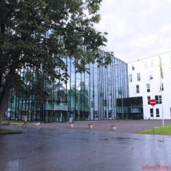 FIDELITY zu Besuch bei Audes in Estland - Kontserdimaja in Jõhvi: Das verblüffend große und gut klingende Konzerthaus wird auch von Igor gern besucht