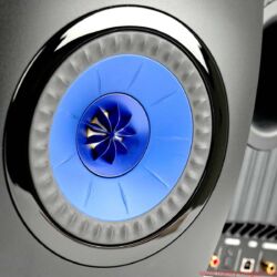 KEF LS50 Wireless Aktivlautsprecher - An den wichtigsten Erfolgszutaten dieses Lautsprechers wurde auch in der vorliegenden Aktivversion nicht gerüttelt.