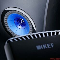 KEF LS50 Wireless Aktivlautsprecher - Kann man also wirklich das Rack ausmisten und einfach alles den knuffigen KEF-Kistchen überlassen?