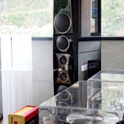TIDAL La Assoluta in a picture-book bunker dream system
