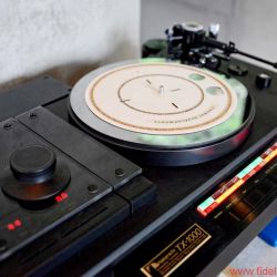 TIDAL La Assoluta in a picture-book bunker dream system - Nakamichi TX-1000 turntable in absolute mint condition.