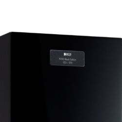 KEF R700