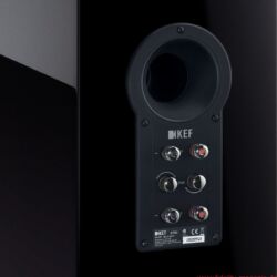 KEF R700