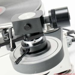 TechDAS Air Force III plus Einstein Tonarm und Einstein Tonabnehmer