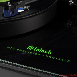 McIntosh MT2 Precision Turntable