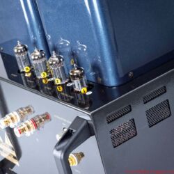 Air Tight ATM-3211 Power Amplifier