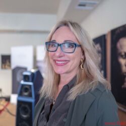 Technics at Alma Audio, San Diego, California