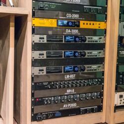 Philips TEAC Pioneer Onkyo Yaesu Tokyo