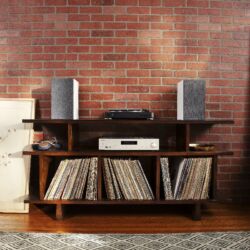 Bowers & Wilkins 607