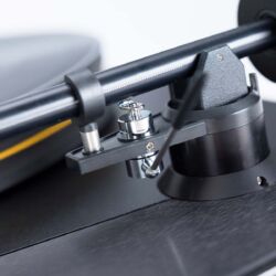 MoFi UltraDeck Plattenspieler