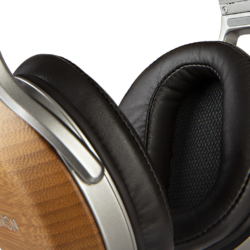 Denon AH-D9200
