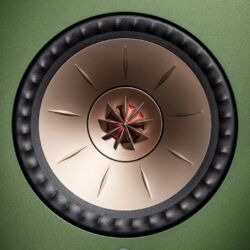 KEF LSX