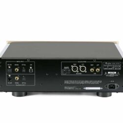 Accuphase DP-560