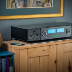 McIntosh RS200 Wireless Loudspeaker System