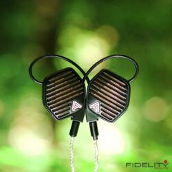 Audeze LCD-i4 magnetostatischer In-Ear-Kopfhörer