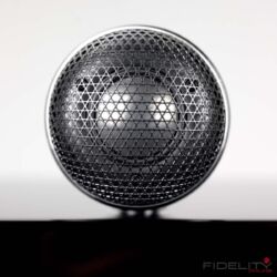 Bowers & Wilkins 702 S2