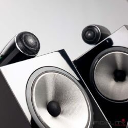 Bowers & Wilkins 702 S2
