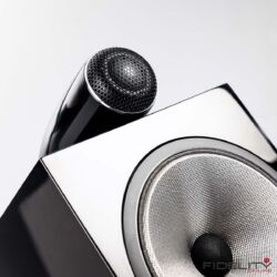 Bowers & Wilkins 702 S2