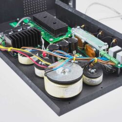 CAD Server-Streamer-Sourceplayer und Wandler CAD 1543 DAC MKII und CAT (CAD Audio Transport)