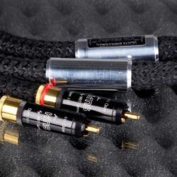 HMS Suprema RCA mit WBT PlasmaProtect Stecker