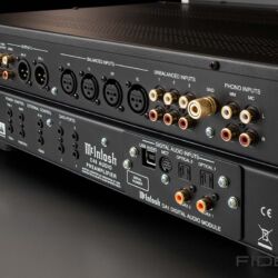 McIntosh C49 Preamplifier
