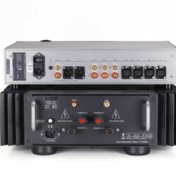 Pass XP-12 + XA25 Vor- Endverstärker