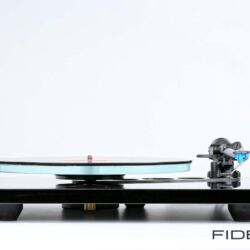 Rega Planar P3 Plattenspieler