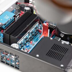 STAX-Kopfhörer-SR-009-und-Kopfhörerverstärker-SRM-T8000