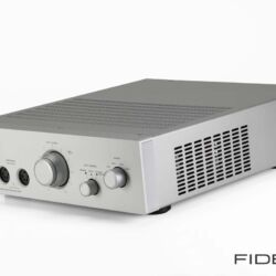 STAX-Kopfhörer-SR-009-und-Kopfhörerverstärker-SRM-T8000
