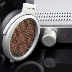 Warwick Acoustics Sonoma M1 - Zum M1-System gehört zwingend der Hochspannungsverstärker, der alle Signale im DSP entzerrt und linearisiert. Gleichzeitig ist er auch als USB-Interface mit 32-bit/384-kHz-Maximalauflösung einsetzbar.