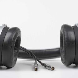 Warwick Acoustics Sonoma M1 - Das hochwertige Anschlusskabel stammt vom Spezialisten Straight Wire.